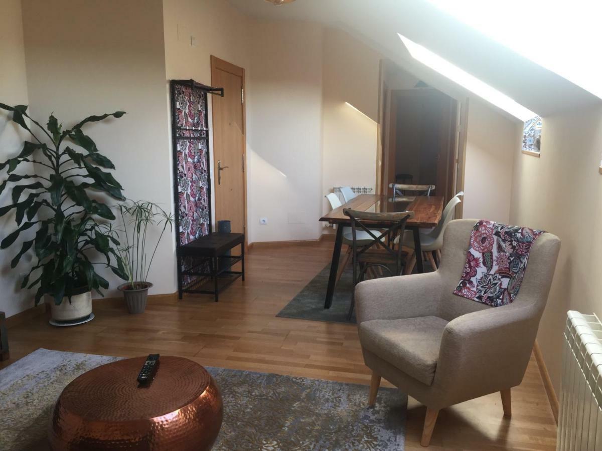 Apartamento Conde Luna León Εξωτερικό φωτογραφία