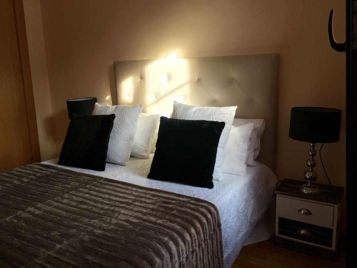 Apartamento Conde Luna León Εξωτερικό φωτογραφία